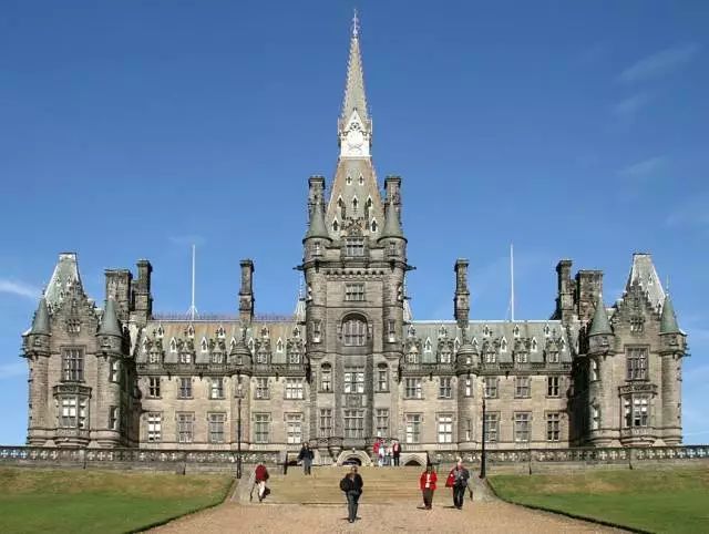 Fettes College