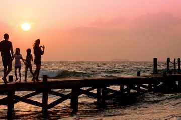 为了上名校美国家长在做这些