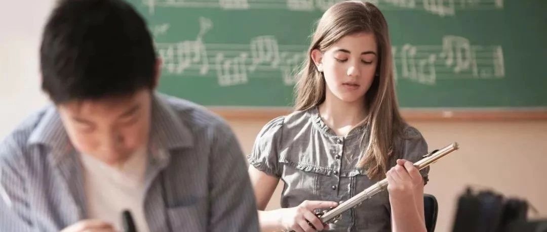 你眼里的平凡孩子却被美国名校录取